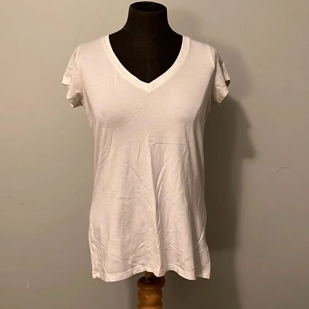 Shrinking Violet Women's White V Neck Short Sleeve T Shirt